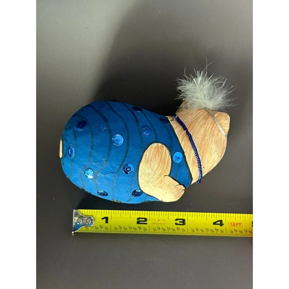 HABITAT  INTERNATIONAL PAPER MACHE CAT HOLIDAY CHRISTMAS  XMAS ORNAMENT Kitten